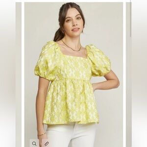 Entro Women's Yellow Floral Puff-Sleeve Peplum Style Blouse Small Empire Waist